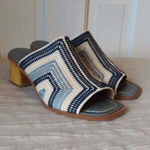Bernardo Beatriz Heeled Slide Sandals Blue and White sz 10